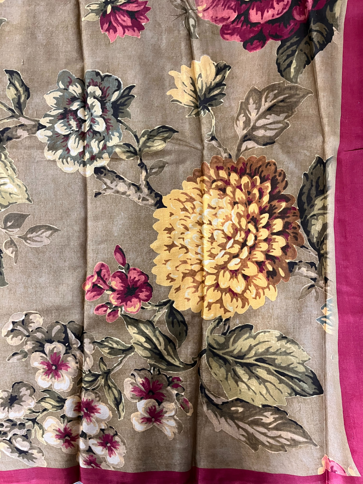 Floral Printed Tussar Silk Saree