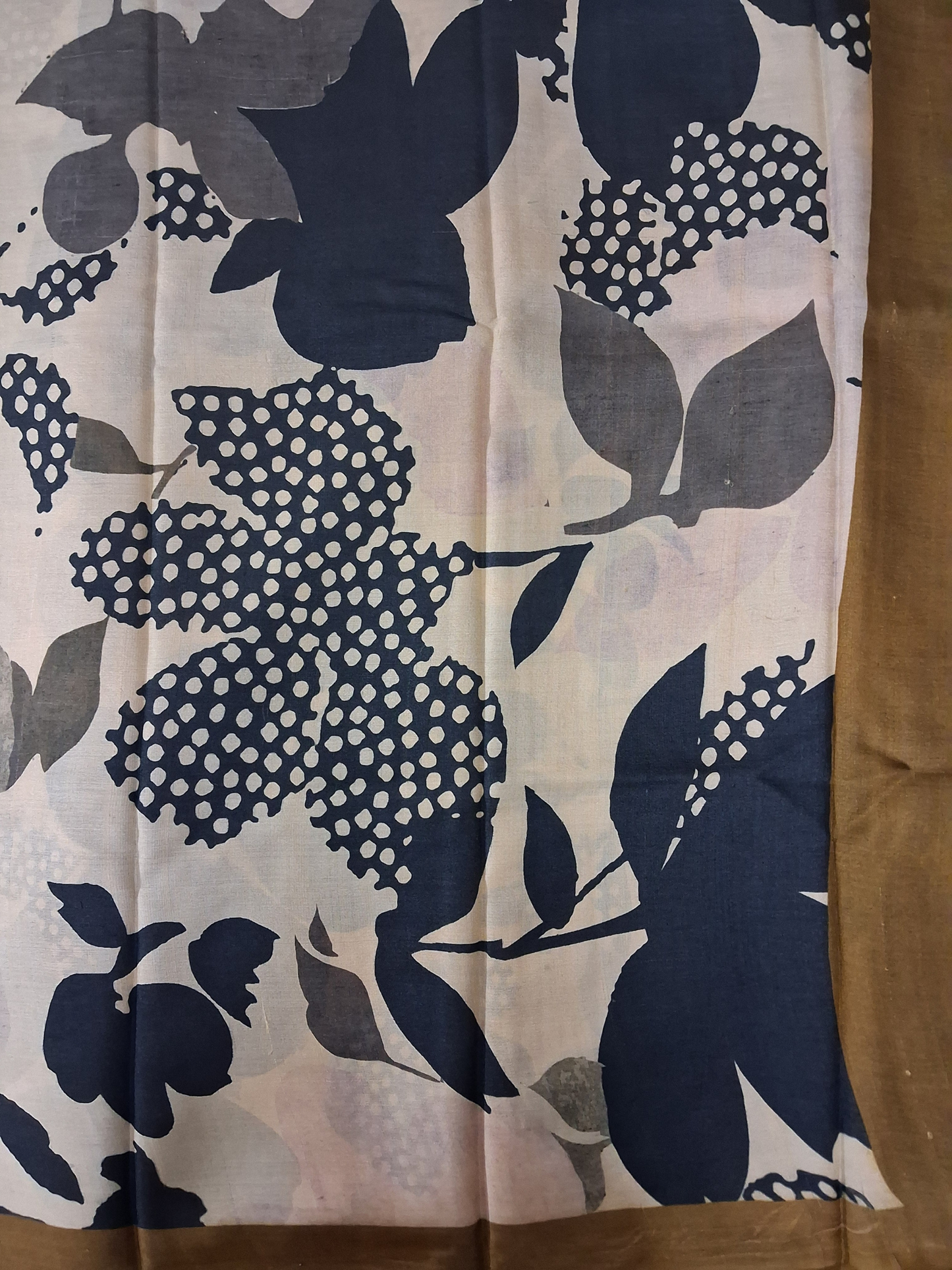 Floral Printed Tussar Silk Saree
