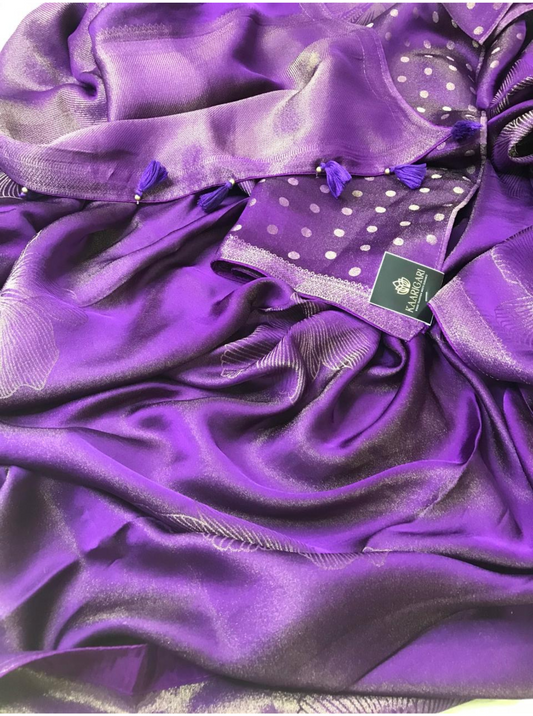 Tissue Woven in Classic Design